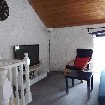 Abbey Apartment *